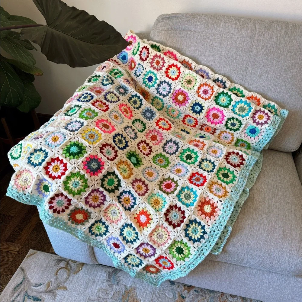 Granny square flower Blanket throw afghan 87” x 87”